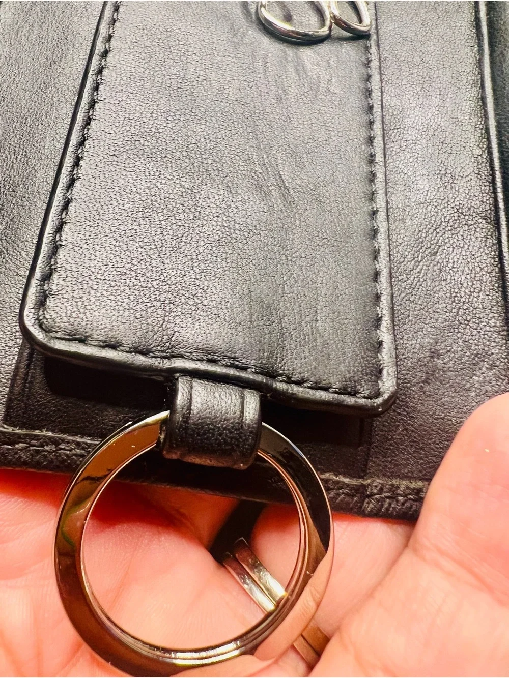 Coach Signature Debossed Crossgrain Leather 5-Ring Key Case Holder - Black EUC